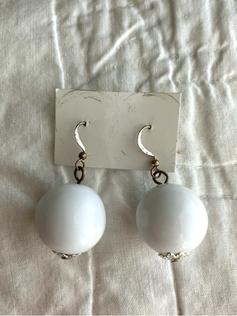 Vintage faux pearl earrings!